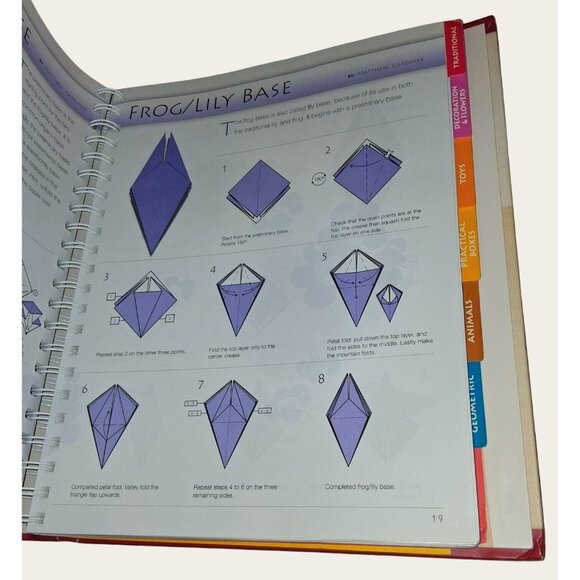 Everything Origami Book With 24 Origami Squares & Instructions - Picture 4 of 9